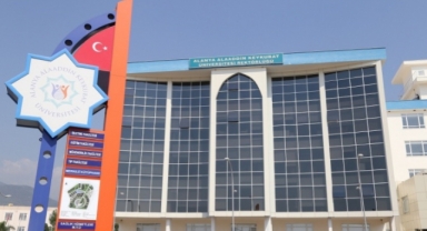 ALKÜ’de afet yönetimi ve havacılık konuşuldu