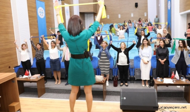 ALKÜ'de ofis ergonomisi semineri yapıldı