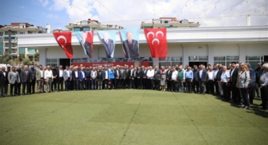 Başkan Yücel muhtarlar ve STK temsilcileri ile istişare toplantısı gerçekleştirdi