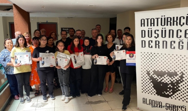 ADD Alanya’nın yarışmasında dereceye girenlere ödülleri verildi