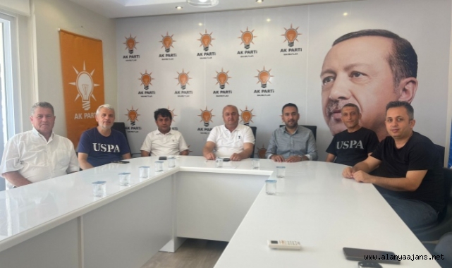 Ak Parti’den Mahmutlar’da verimli toplantı
