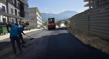 Alanya’da asfalt çalışmaları merkezden kırsala hız kesmiyor