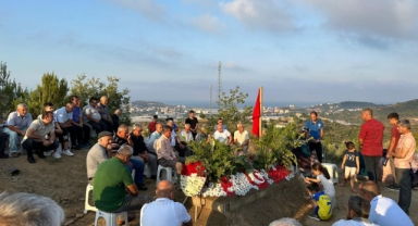 Alanya'da bayramda şehidimizin mezarına ziyaretçi akını