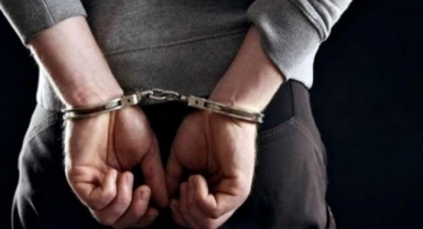 Alanya’da tartıştığı kişileri pompalıyla yaralayan şüpheli tutuklandı