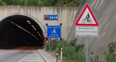 Alanya’da tünelde motosikletle kamyonet çarpıştı: 1 yaralı