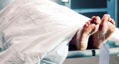 Alanya’da havuz başında fenalaşan Estonyalı turist öldü