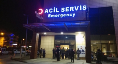 Alanya’da kiraz toplarken ağaçtan düşen kadın yaralandı