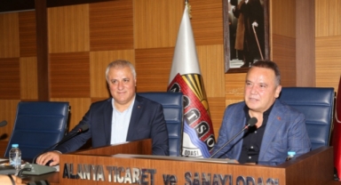 Böcek, Erdem’i ziyaret edip sanayi sitesini görüştü