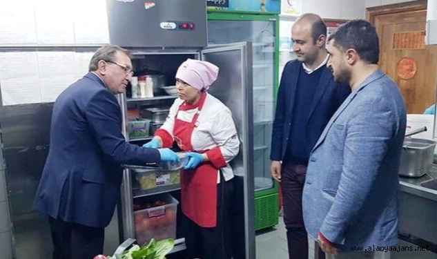 Alanya’da kuralsız işletmelere ceza yağdı