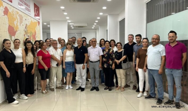 Alanya’da Tapu Müdürü Noterlerle buluştu