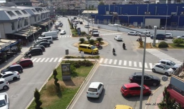 Başkan Yücel’e yaya geçidi teşekkürü