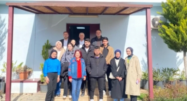 Alanya DEMKOD burs verdiği öğrencilerle buluştu