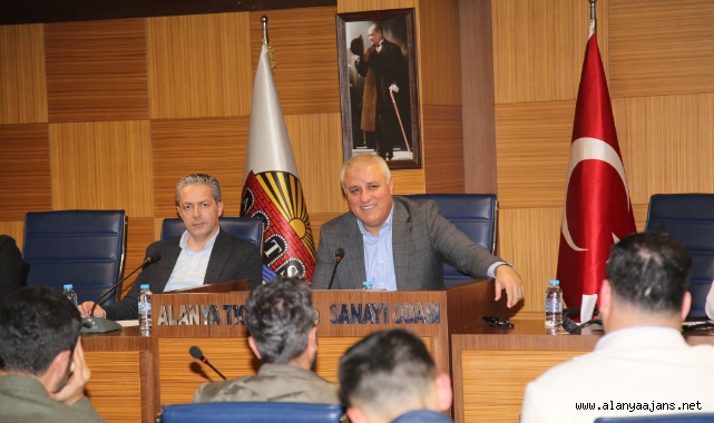 BAŞKAN ERDEM, KOLLARI SIVADI