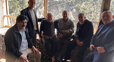 Gürses, hem destek hem dua aldı