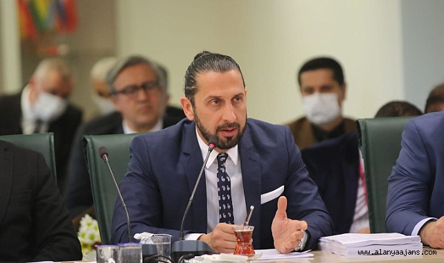 İYİ PARTİ'DE ŞOK İSTİFA
