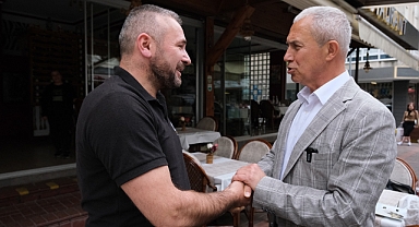 Özçelik: Halkımız yaka silkiyor