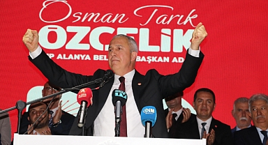 Özçelik, projelerini tanıttı