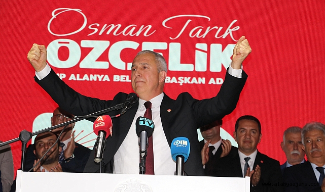 Özçelik, projelerini tanıttı