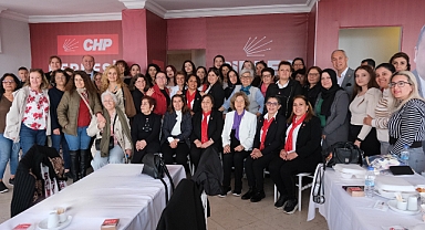 Özçelik’ten kadınlara söz