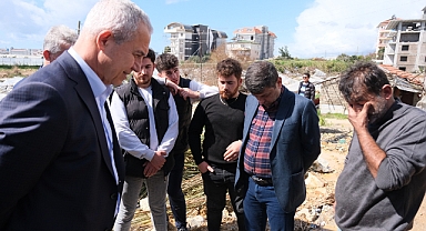 Özçelik, üreticileri yalnız bırakmadı