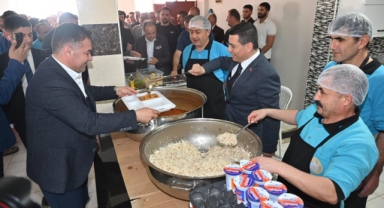 Tütüncü'den karavana ikramı