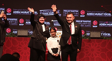 Yücel''den görkemli lansman