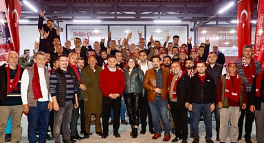 Yücel'e destek için SKM'ye akın ettiler