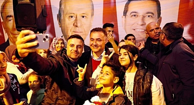 Yücel'e Okurcalar'da sevgi seli