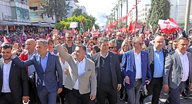 Yücel için yürüdüler