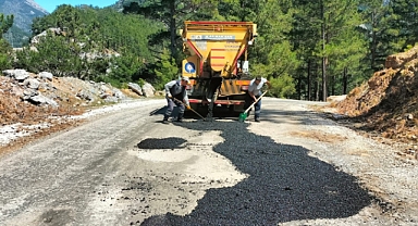 Alanya Kırsal Mahalle yollarına yaz bakımı
