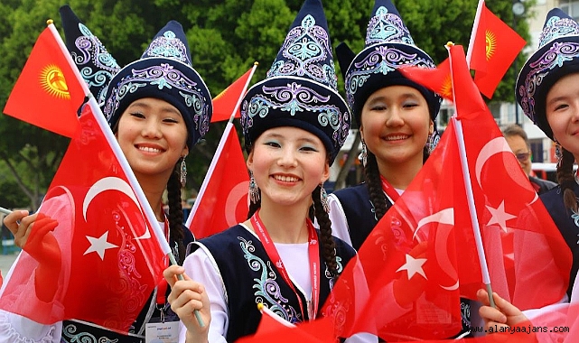 Antalya'da 23 Nisan coşkusu başladı