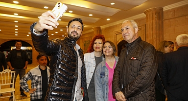 Özçelik hayırlı olsun dileklerini kabul etti