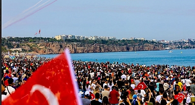 Türk Yıldızları büyüledi