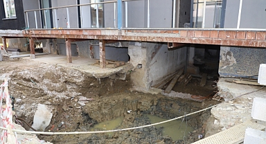 Binanın kirişlerini kesmişler