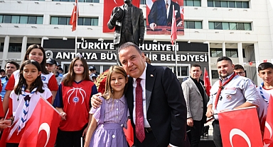 Büyükşehir Belediyesi'nde 19 Mayıs coşkusu