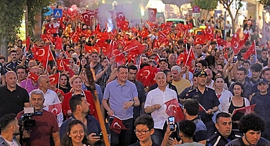 Fener alayı izdihamı
