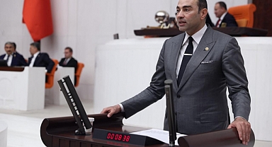 İYİ Parti'de Çöküş sürüyor