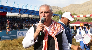 Ağadan davet var