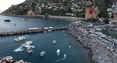 ALANYA'DA RENKLİ KABOTAJ