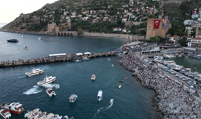 ALANYA'DA RENKLİ KABOTAJ