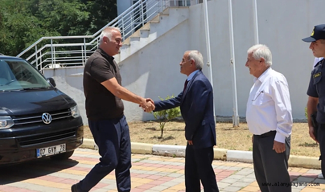 Bakan Ersoy geldi
