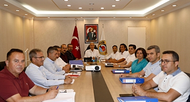 BAŞKAN ÖZÇELİK’TEN RUHSAT VE HİJYEN UYARISI
