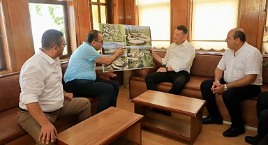 Kaymakam Ürkmezer, hal derneğini ziyaret etti