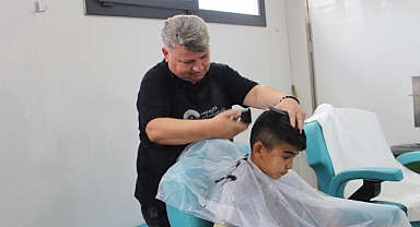 Mobil kuaför tırı yaylalarda