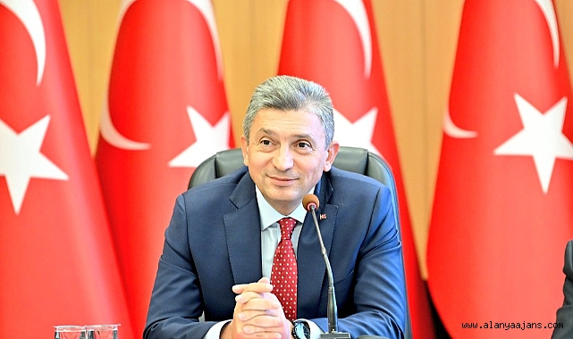 Havalimanından vali de dertli