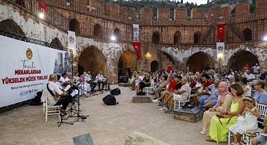 Kıızlkule'de sanat rüzgarı