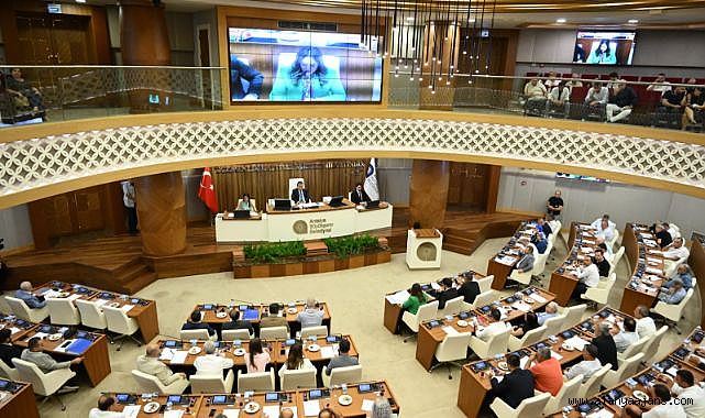 BAŞKAN ÖZÇELİK BÜYÜKŞEHİR BELEDİYE MECLİSİ'NE KATILDI