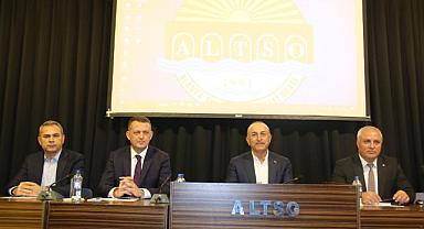 Çavuşoğlu: 'Alanya için Hizmet Siyaset Üstüdür'