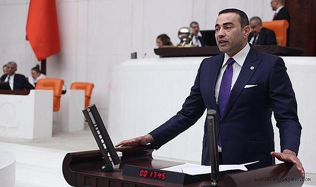 CHP'li Kaya, yolun peşini bırakmıyor