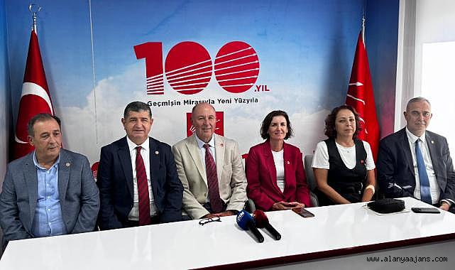 CHP'li vekillerden eleştiri bombardımanı